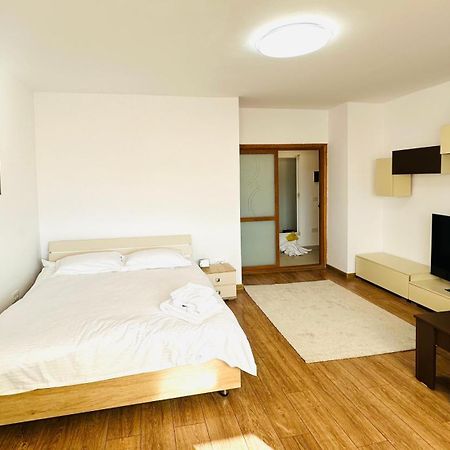 Garsoniera In Zona Garii Iasi Apartamento Exterior foto