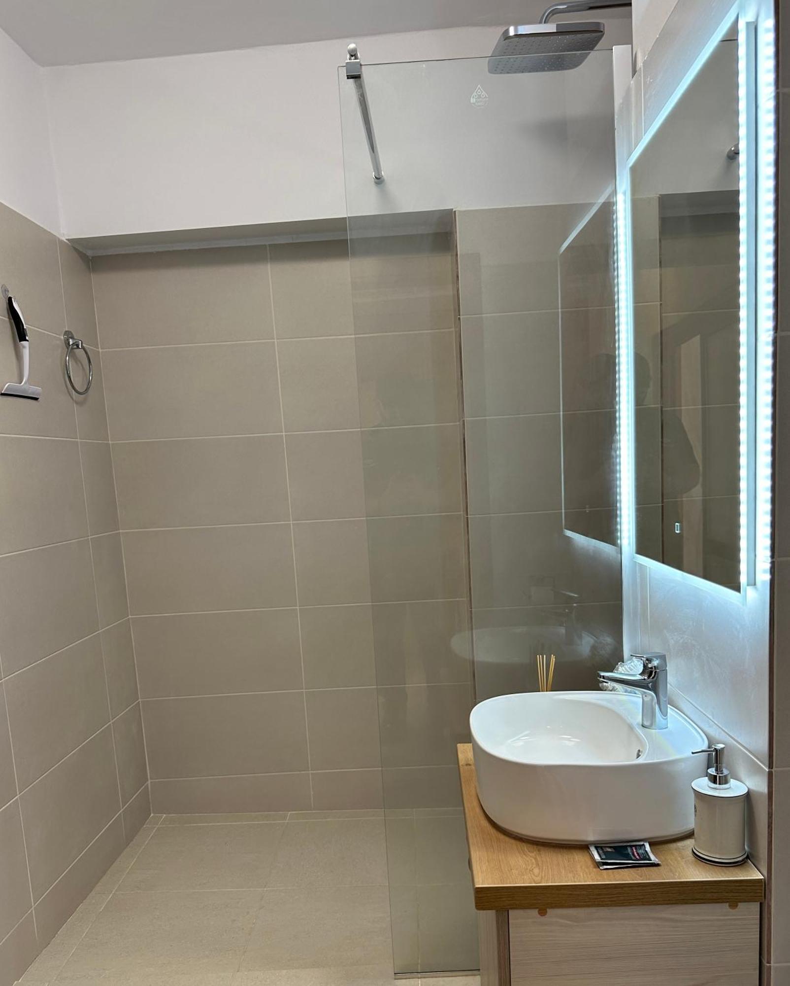 Garsoniera In Zona Garii Iasi Apartamento Exterior foto